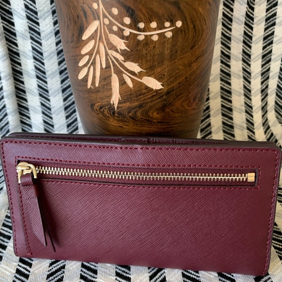 New Kate spade Cameron bifold wallet cherrywood - Picture 3 of 7